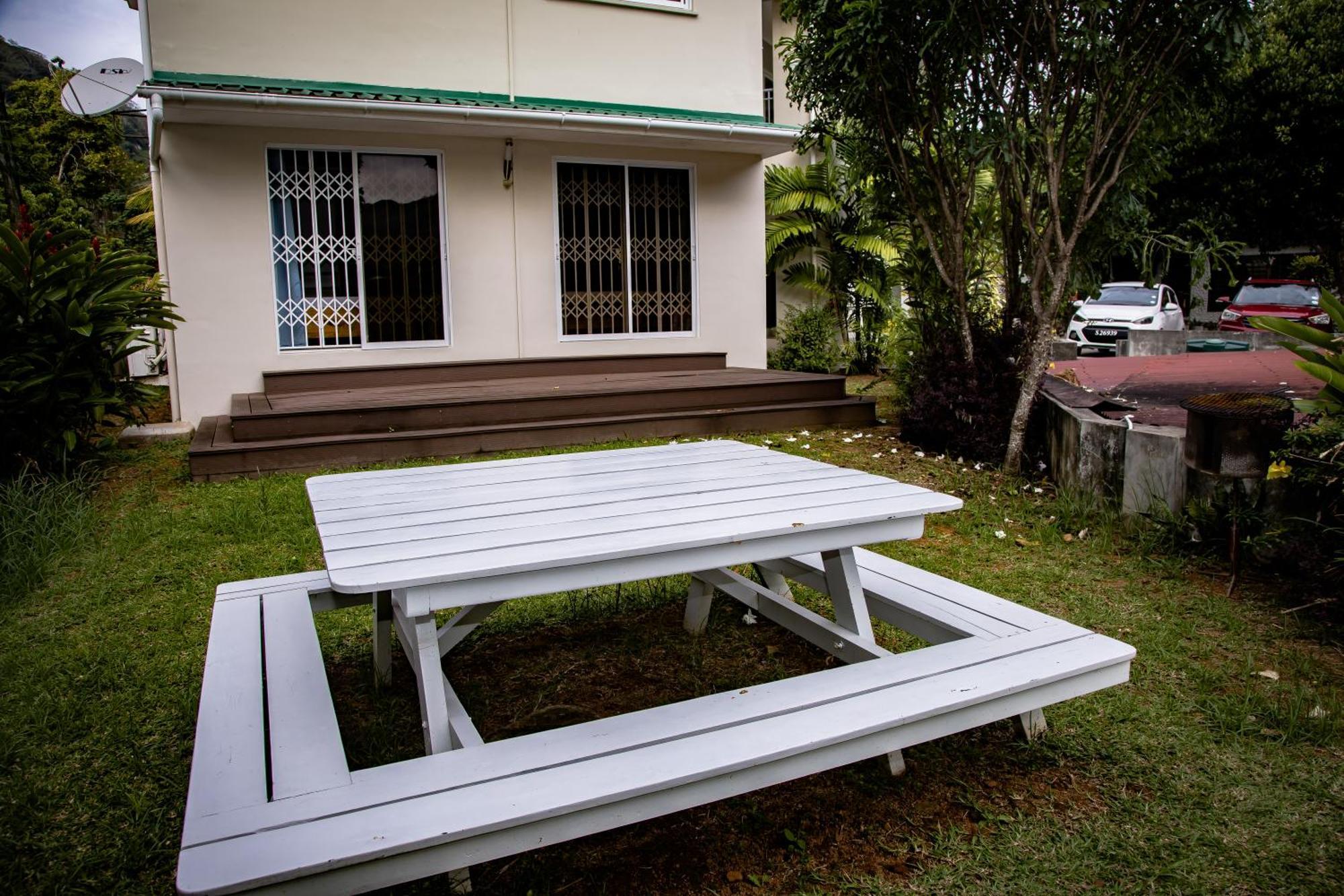 Riverside Residence - Beau Vallon Beau Vallon  Kültér fotó