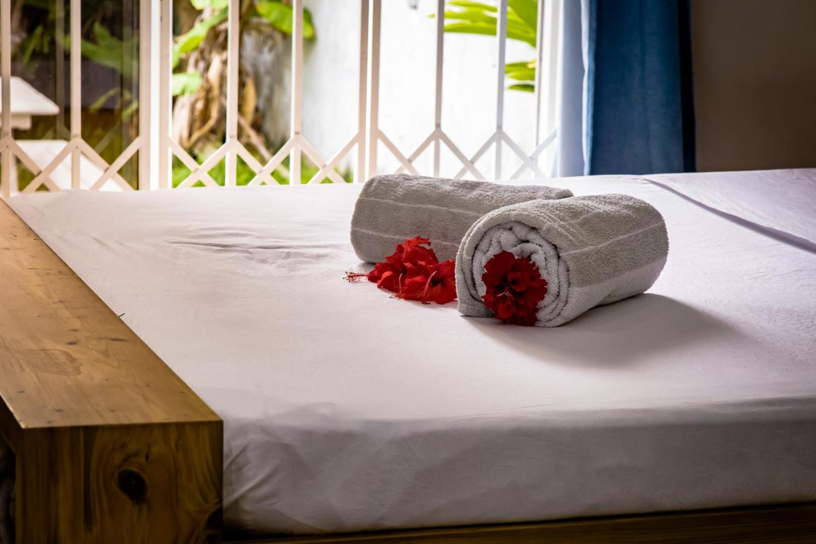 Riverside Residence - Beau Vallon Beau Vallon  Kültér fotó