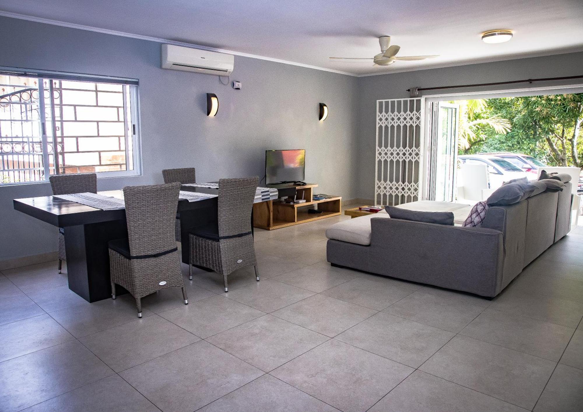 Riverside Residence - Beau Vallon Beau Vallon  Kültér fotó